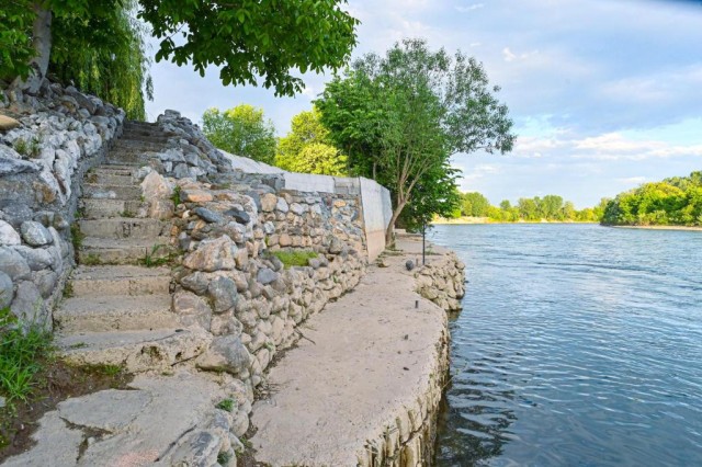 Prilaz Drini